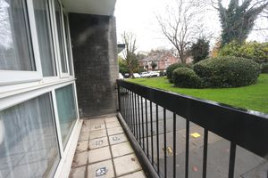 Photo 14- click for photo gallery